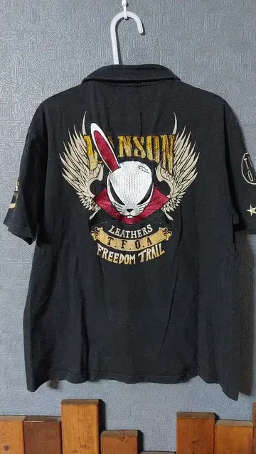 VANSON 크로우즈 WORST 데스래빗 콜라보 피케 셔츠 자수