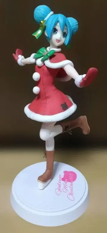 하츠네 미쿠 크리스마스 피규어
