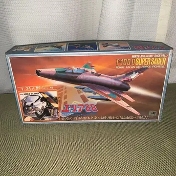 타카라 에리어88 F-100D 슈퍼 세이버 프라모델