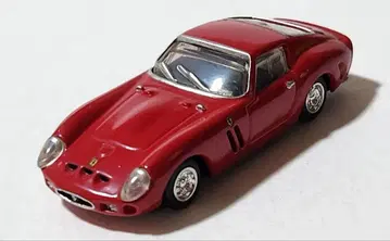 페라리 250 GTO 미니카 1/64