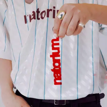 나토리 아크릴 키체인 레드