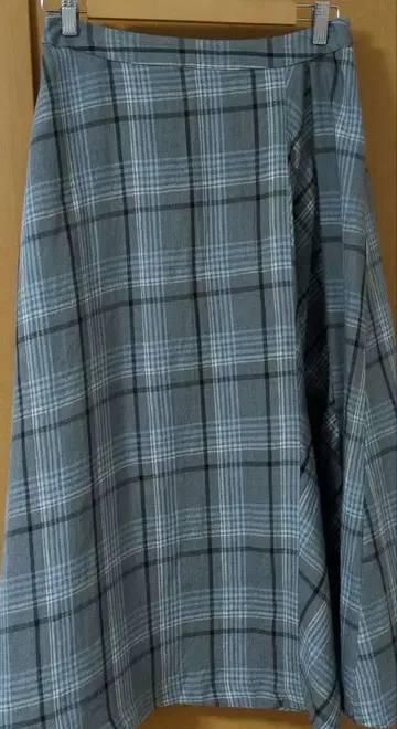 디노스 DAMA 린넨 100% 체크 플레어 스커트 67 새상품급