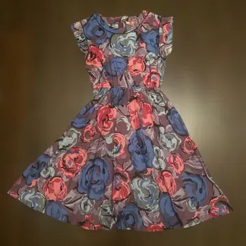 빈티지 꽃무늬 슬리브리스 무릎 기장 원피스