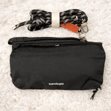 새상품 topologie 토폴로지 보틀 사코슈 미디엄 블랙