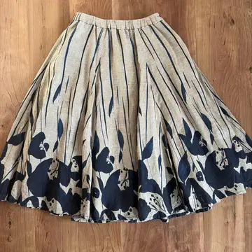 팔라스 팰리스 스커트 사이즈 2