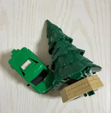 유니트로본 택시 트리