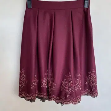 LEST ROSE 레스트로즈 자수 플레어 스커트 와인 레드 꽃무늬 M