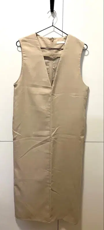 [새상품급] V넥 오버롤 스커트