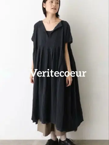 Veritecoeur 베리떼꾸르 린넨 스키퍼 턱 원피스