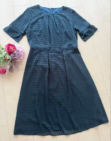 리플렉트 시어 원피스 에메랄드 그린 M 새상품급 봄/여름