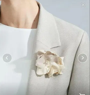 새상품급 브로치 플라워믹스 코사지