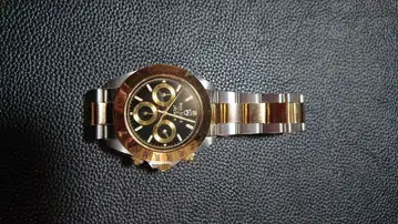 크로노그래프 손목시계 블랙 골드 스테인리스 [정크제품]