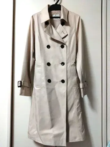 세일! 깔끔한 벚꽃색 트렌치코트