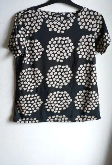 마리메꼬 marimekko 푸케티 반팔