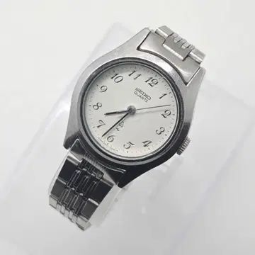새상품급 작동 SEIKO 여성용 손목시계 실버 다이얼 세이코
