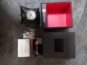 TECHNOS 크로노그래프 손목시계 (작동품)