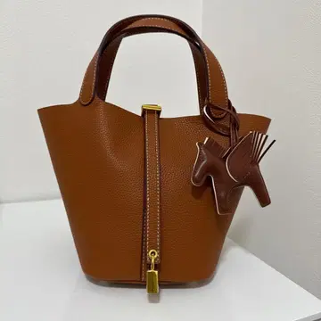 새상품 고급 큐브백 버킷백 블랙 핸드백 럭셔리