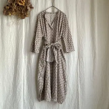 레어 다니엘라 그레지스 꽃무늬 스키퍼 원피스 드레스 벨트 포함