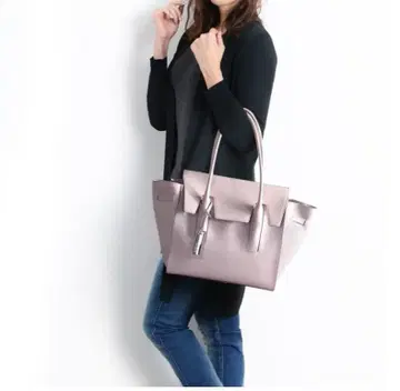 HALEINE 토트백 A4 대응 라일락 사피아노 가죽