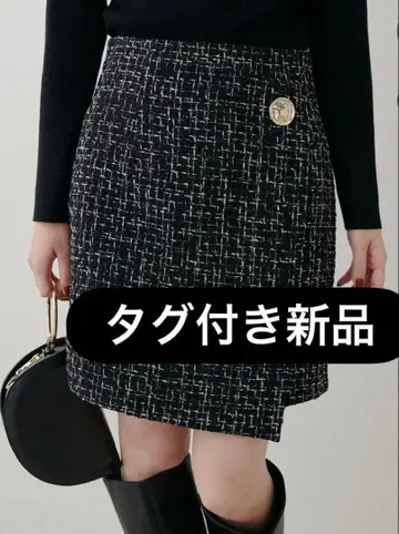 새상품 택 포함 쪼글쪼글 단추 랩 미니 스커트