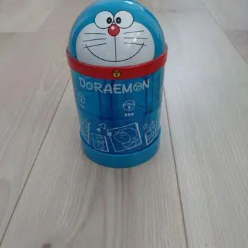 도라에몽 저금통