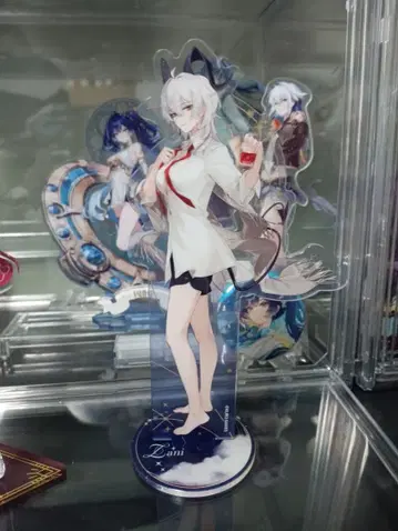 명조 잔니 아크릴 스탠드