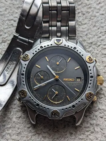 SEIKO 크로노그래프 손목시계