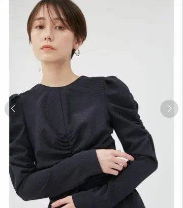 새상품급 FRAY I.D 퍼프 슬리브 미디 원피스 네이비