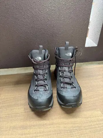 더 노스페이스 등산화 FUTURELIGHT