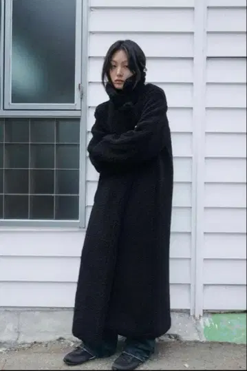 [ 미사용품 최종 가격 인하 ] ZARA / 보아 원단 롱 코트 XS
