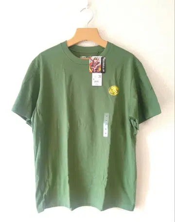 미사용 새상품 골든 카무이 UT M 사이즈 유니클로