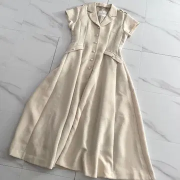 Pearl Button Dress maison herlipto