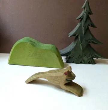 오스트하이머사 점프하는 개구리