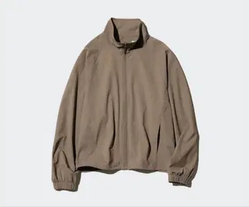 새상품급 유니클로 울트라 스트레치 액티브 블루종 XXL 카키