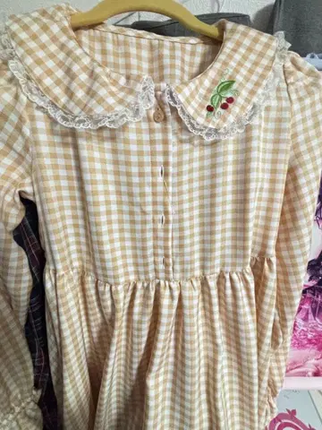 호시나 사쿠라코 시마무라 콜라보 체크 무늬 레이스 원피스