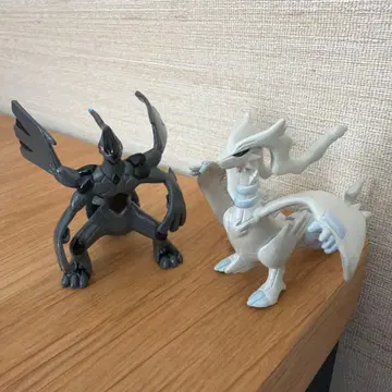 [ 새상품급 ] 몬코레 제크로무 라무 피규어 2체 세트