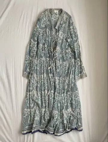 메종드소일 페이즐리 무늬 카슈쿨 원피스