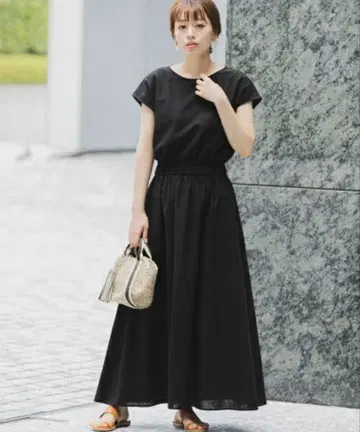 [새상품] 어반 리서치 서니 레이블 린넨 원피스