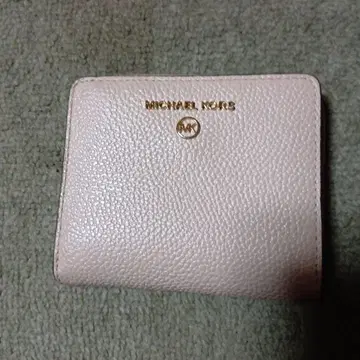 새상품급 MICHAEL KORS 핑크 접이식 지갑