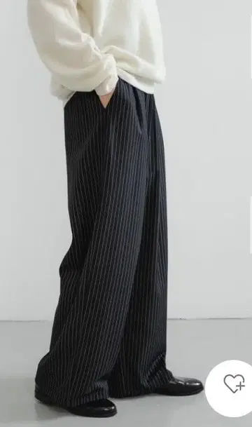 어반 리서치 도어스 울 혼방 턱 개더 팬츠 38