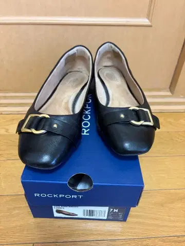 락포트 토탈 모션 블랙 가죽 로퍼