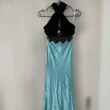 롱 드레스 홀터넥 드레스