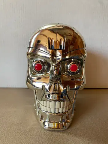T-800 메탈릭 실버 피규어 플라스틱 소품함