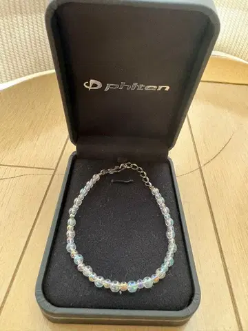 파이텐 수정 티타늄 코팅 칠색 팔찌