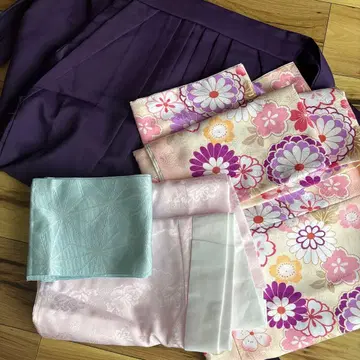 하카마 보라색 보라색 꽃무늬