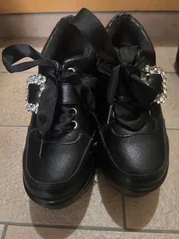 지뢰계 신발 스니커즈