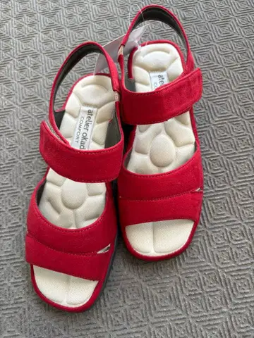 택 포함 새상품 아틀리에 OKADA 4E 경량 컴포트 샌들