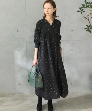 URBAN RESEARCH ROSSO 도트 플라워 V넥 원피스