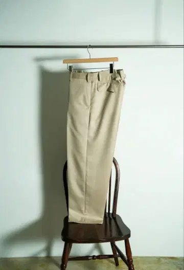 NICENESS 울 모헤어 샴브레이 원단 슬랙스 M