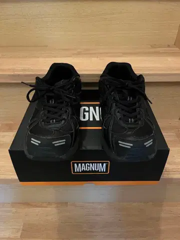 MAGNUM 트레이닝 슈즈 영국군